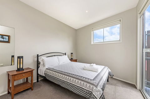 Shemara - Accommodation Gold Coast 6