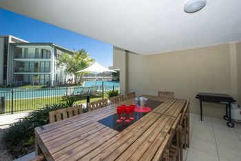Blue On Blue Apartment 811 - Accommodation Gold Coast 3