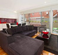 Mitford St. Elwood Lifestyle - Accommodation Gold Coast
