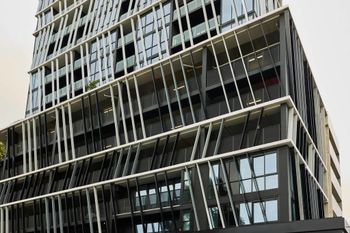 Panoramic Melbourne Views From Stylish Apartment - Accommodation Gold Coast 0
