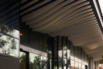 Panoramic Melbourne Views From Stylish Apartment - Accommodation Gold Coast 3