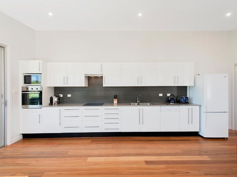 Ocean Views 41A Ocean Avenue - Gold Coast 4U 5