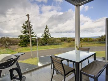 Boat Harbour Holiday 10 Noamunga Street - Gold Coast 4U 4