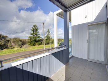 Boat Harbour Holiday 10 Noamunga Street - Gold Coast 4U 1