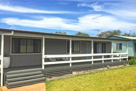 The Relax Shack At Culburra Beach Sleeps 7 - 1 Gold Coast 0