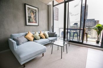 Spacious Apartment Close To Melbourne CBD - Accommodation Gold Coast 0