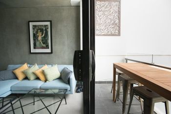 Spacious Apartment Close To Melbourne CBD - Accommodation Gold Coast 3