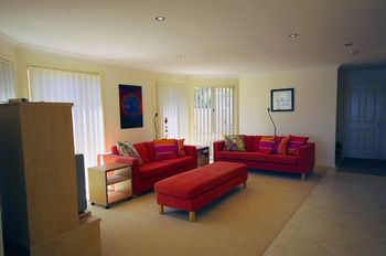 Luxury Waterfront House - Gold Coast 4U 2