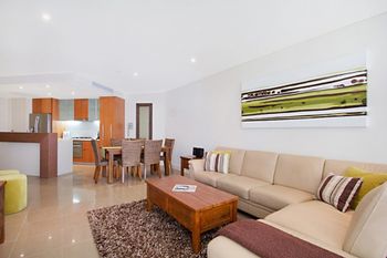 Cotton Beach Forty Four Roof Top - Accommodation Gold Coast 1