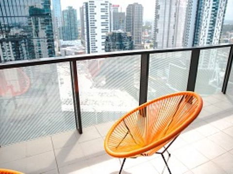 WaterFront Apartment - Accommodation Gold Coast 6