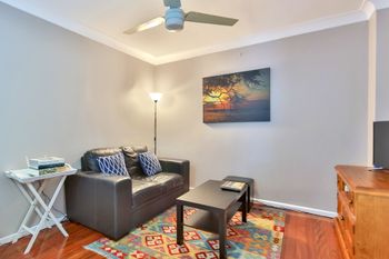 Super 1 Bedroom Pad In New Farm - Accommodation Gold Coast 0