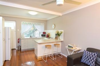 Super 1 Bedroom Pad In New Farm - Accommodation Gold Coast 1