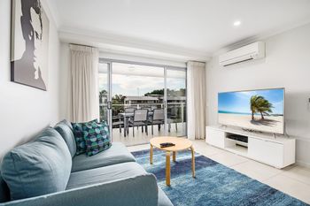 Cotton Tree Modern Apartment - Gold Coast 4U 0