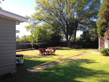 Edgeworth Street Manor - Gold Coast 4U 2
