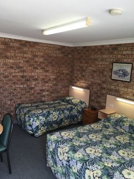 Dragon & Phoenix Motel - Accommodation Gold Coast 3