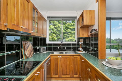 Chatswood Convenience JANET - Accommodation Gold Coast 6