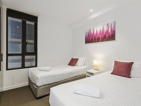 CHARLOTTE Manhatten Building Near Spencer St. & Southern Cross Station - Accommodation Gold Coast 0
