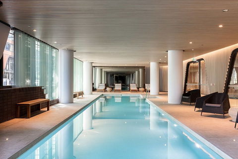 Sabrina, 2BDR Docklands Apartment - Accommodation Gold Coast 1