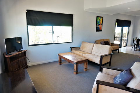 Ningaloo Breeze Villa 10 - Accommodation Gold Coast 3