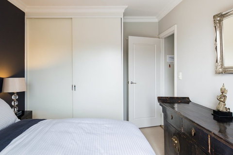 Bondi Beach Executive Penthouse - 1 Gold Coast 2