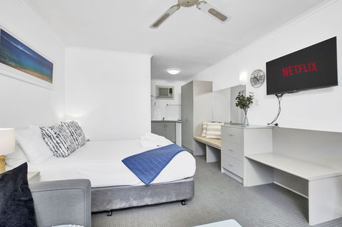 Bayscape Studio Glenelg - Accommodation Gold Coast 4