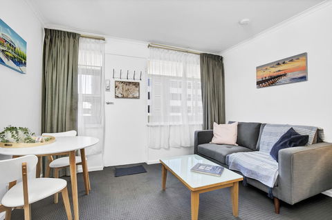 Bayscape Studio Glenelg - Accommodation Gold Coast 2
