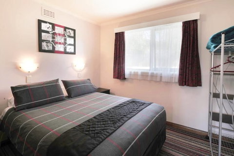 Georges Bay Apartments - Accommodation Gold Coast 3