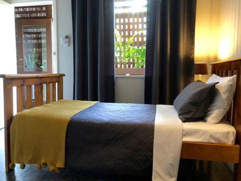 Five 3 Five - The Beachside Barracks - Accommodation Gold Coast 3