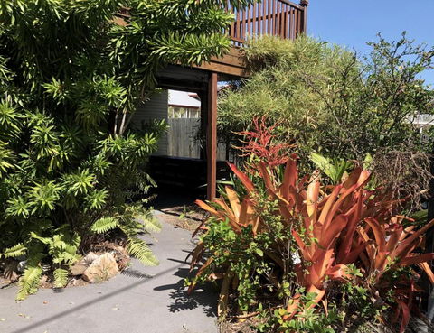 Five 3 Five - The Beachside Barracks - Accommodation Gold Coast 5