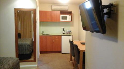 Willows Motel - Accommodation Gold Coast 6
