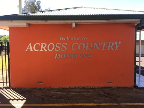Across Country Motor Inn - 1 Gold Coast 3