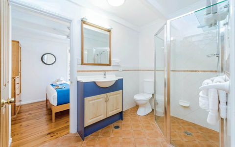 Clubyamba Beach Holiday Accommodation - Adults Only - Gold Coast 4U 5