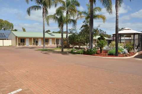 Pinjarra Resort - Accommodation Gold Coast 0