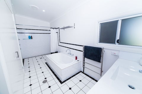 The Bryn At Tilba Family Cottage - Accommodation Gold Coast 5