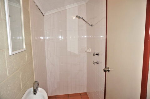 Osprey Holiday Village Unit 123 - Accommodation Gold Coast 5