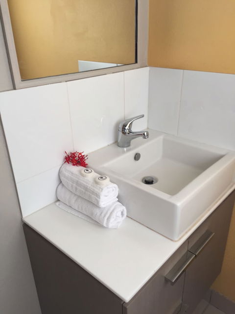 Serenity On Magnetic - Gold Coast 4U 5