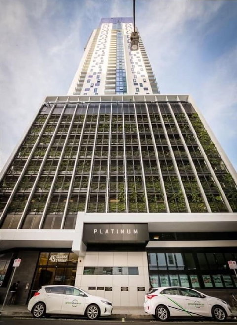 Southbank Platinum Tower Apartment - Accommodation Gold Coast 0