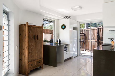 Park Cove - 1 Gold Coast 1