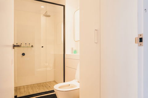 Victoria One Suites - Accommodation Gold Coast 3