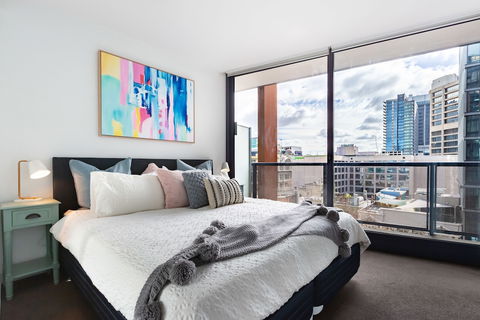 Ella, 1BDR Melbourne Apartment - Gold Coast 4U 3