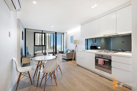 IFSuites (IFSTAYS) Light House Apartment - Accommodation Gold Coast 3