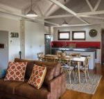 Samphire Beach House - Gold Coast 4U