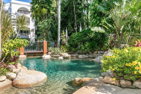 Poolside Apt In Alamanda Beachfront Resort 41 - Accommodation Gold Coast 3