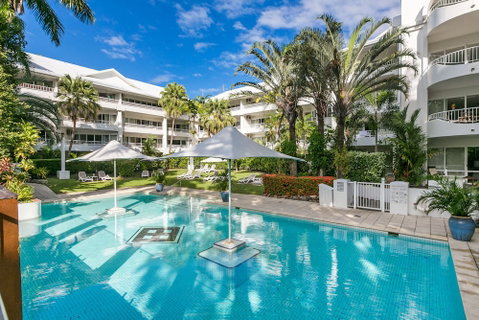 Poolside Apt In Alamanda Beachfront Resort 41 - Accommodation Gold Coast 5