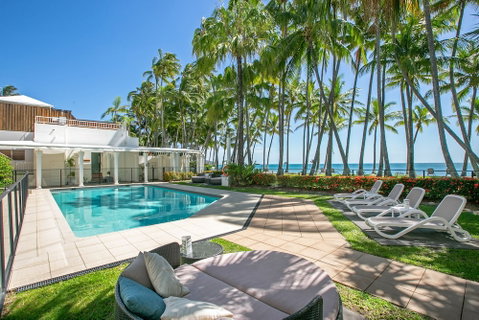 Poolside Apt In Alamanda Beachfront Resort 41 - Accommodation Gold Coast 2