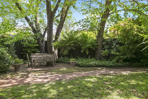Boutique Stays - Frankie's Place - Accommodation Gold Coast 6