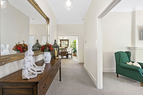 Boutique Stays - Frankie's Place - Accommodation Gold Coast 4
