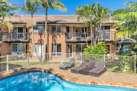 Bayside Court Apartments - Accommodation Gold Coast 0