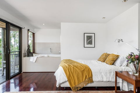 Your Luxury Escape - Cedar View - Accommodation Gold Coast 6