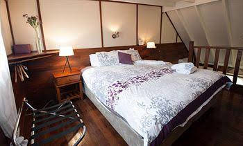 Margaret River Stone Cottages - Gold Coast 4U 0